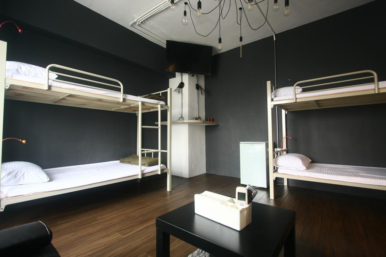 Color House Hostel Taichung Bilik gambar