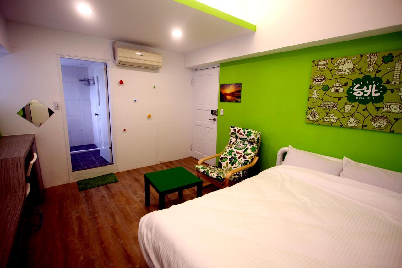 Color House Hostel Taichung Bilik gambar